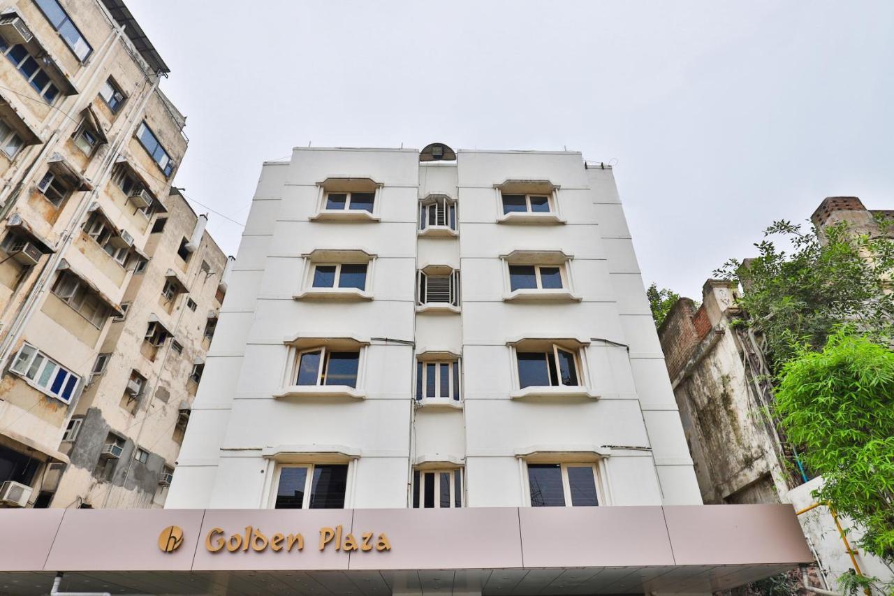 Oyo 2351 Hotel Golden Plaza 아흐메다바드 외부 사진